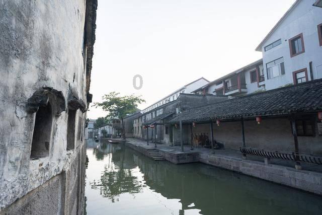 我刚买一台二手车，请问我怎么买保险，需要多少钱啊？游戏画面